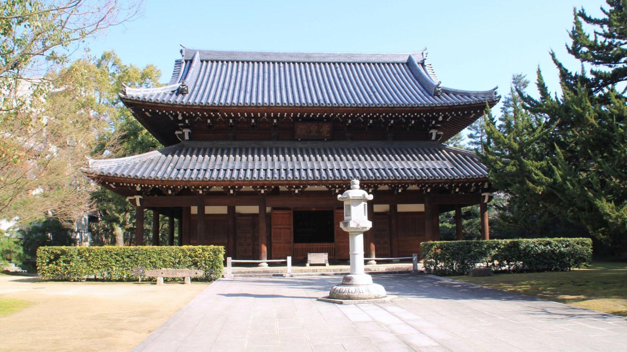 Toyoko Inn Hakata-Guchi Ekimae Fukuoka  Bagian luar foto